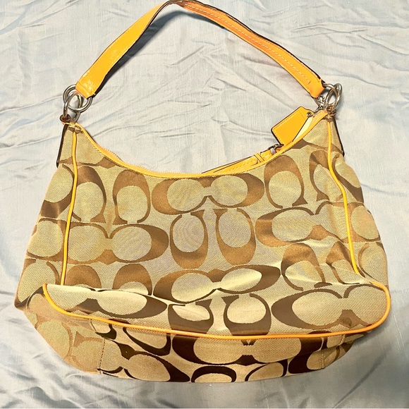 Coach Handbag - Picture 4 of 4